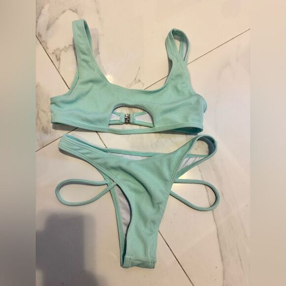 SHEIN Light Green Bikini Set#21 - Picture 4 of 7